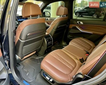 Чорний БМВ X7, об'ємом двигуна 2.99 л та пробігом 35 тис. км за 126000 $, фото 39 на Automoto.ua