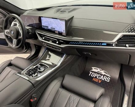 Черный БМВ X7, объемом двигателя 4.39 л и пробегом 25 тыс. км за 155990 $, фото 53 на Automoto.ua