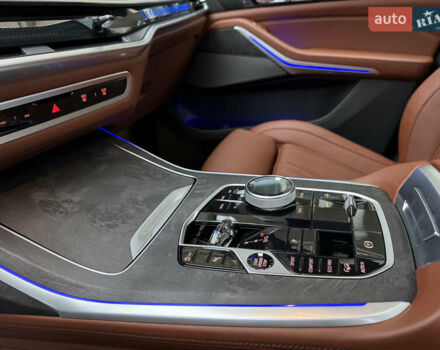 Чорний БМВ X7, об'ємом двигуна 2.99 л та пробігом 42 тис. км за 127700 $, фото 40 на Automoto.ua