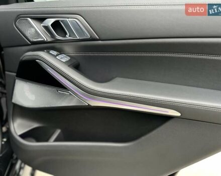 Черный БМВ X7, объемом двигателя 2.99 л и пробегом 10 тыс. км за 145555 $, фото 60 на Automoto.ua