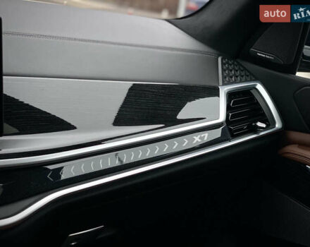 Черный БМВ X7, объемом двигателя 2.99 л и пробегом 50 тыс. км за 142000 $, фото 36 на Automoto.ua