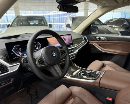 Черный БМВ X7, объемом двигателя 3 л и пробегом 25 тыс. км за 83900 $, фото 17 на Automoto.ua