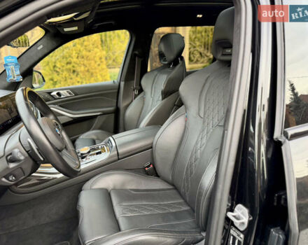 Чорний БМВ X7, об'ємом двигуна 2.99 л та пробігом 61 тис. км за 117000 $, фото 24 на Automoto.ua