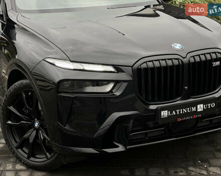 Черный БМВ X7, объемом двигателя 4.39 л и пробегом 20 тыс. км за 149500 $, фото 6 на Automoto.ua