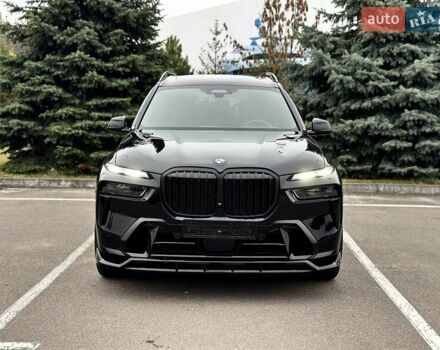 Черный БМВ X7, объемом двигателя 2.99 л и пробегом 10 тыс. км за 145555 $, фото 1 на Automoto.ua