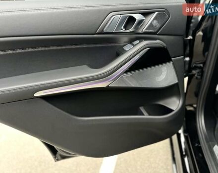 Черный БМВ X7, объемом двигателя 2.99 л и пробегом 10 тыс. км за 145555 $, фото 55 на Automoto.ua