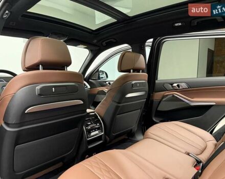 Чорний БМВ X7, об'ємом двигуна 2.99 л та пробігом 32 тис. км за 131800 $, фото 29 на Automoto.ua