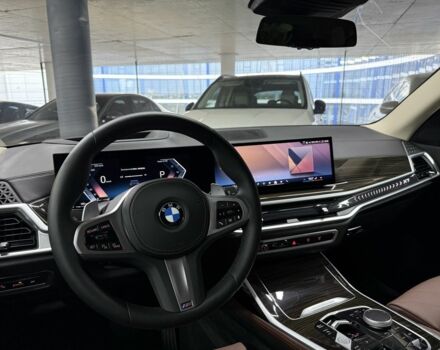 Черный БМВ X7, объемом двигателя 3 л и пробегом 25 тыс. км за 83900 $, фото 19 на Automoto.ua