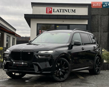 Черный БМВ X7, объемом двигателя 4.39 л и пробегом 20 тыс. км за 149500 $, фото 2 на Automoto.ua