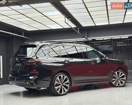 Черный БМВ X7, объемом двигателя 4.4 л и пробегом 61 тыс. км за 137700 $, фото 16 на Automoto.ua