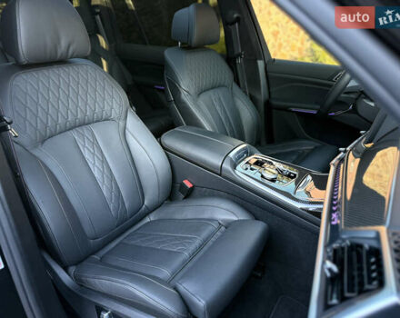 Чорний БМВ X7, об'ємом двигуна 2.99 л та пробігом 9 тис. км за 139999 $, фото 22 на Automoto.ua