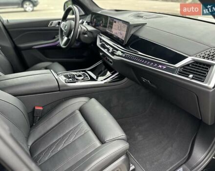 Черный БМВ X7, объемом двигателя 2.99 л и пробегом 10 тыс. км за 145555 $, фото 32 на Automoto.ua