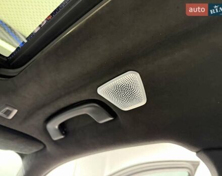 Черный БМВ X7, объемом двигателя 4.39 л и пробегом 25 тыс. км за 155990 $, фото 63 на Automoto.ua