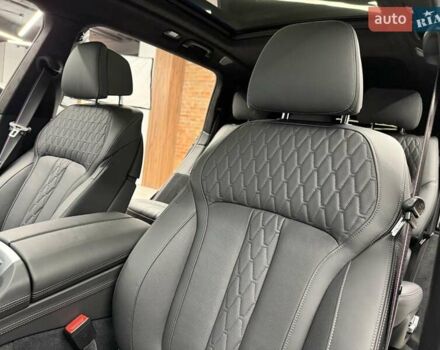 Черный БМВ X7, объемом двигателя 4.39 л и пробегом 25 тыс. км за 155990 $, фото 32 на Automoto.ua
