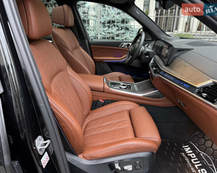 Чорний БМВ X7, об'ємом двигуна 2.99 л та пробігом 42 тис. км за 127700 $, фото 24 на Automoto.ua