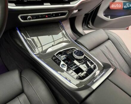 Черный БМВ X7, объемом двигателя 4.4 л и пробегом 61 тыс. км за 137700 $, фото 28 на Automoto.ua