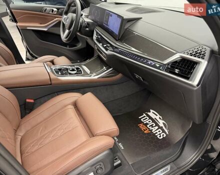 Чорний БМВ X7, об'ємом двигуна 2.99 л та пробігом 32 тис. км за 131800 $, фото 45 на Automoto.ua