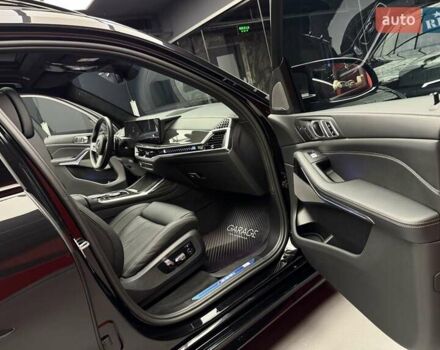 Черный БМВ X7, объемом двигателя 4.4 л и пробегом 61 тыс. км за 137700 $, фото 46 на Automoto.ua