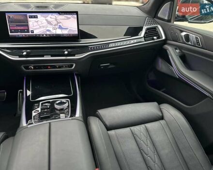 Черный БМВ X7, объемом двигателя 2.99 л и пробегом 10 тыс. км за 145555 $, фото 17 на Automoto.ua