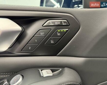 Черный БМВ X7, объемом двигателя 4.39 л и пробегом 25 тыс. км за 155990 $, фото 28 на Automoto.ua