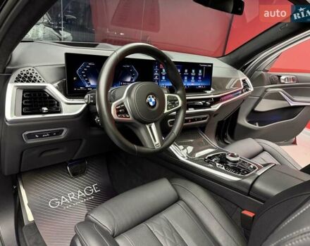 Черный БМВ X7, объемом двигателя 4.4 л и пробегом 61 тыс. км за 137700 $, фото 26 на Automoto.ua