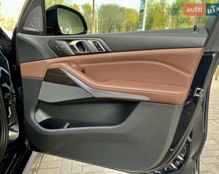 Чорний БМВ X7, об'ємом двигуна 2.99 л та пробігом 35 тис. км за 126000 $, фото 43 на Automoto.ua