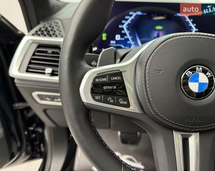 Черный БМВ X7, объемом двигателя 4.39 л и пробегом 25 тыс. км за 155990 $, фото 67 на Automoto.ua