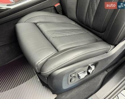 Черный БМВ X7, объемом двигателя 4.4 л и пробегом 61 тыс. км за 137700 $, фото 22 на Automoto.ua