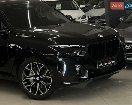 Черный БМВ X7, объемом двигателя 3 л и пробегом 29 тыс. км за 84999 $, фото 2 на Automoto.ua