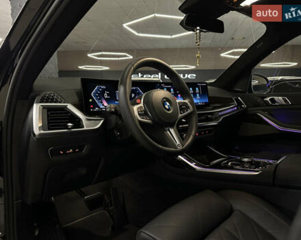 Черный БМВ X7, объемом двигателя 3 л и пробегом 29 тыс. км за 84999 $, фото 19 на Automoto.ua