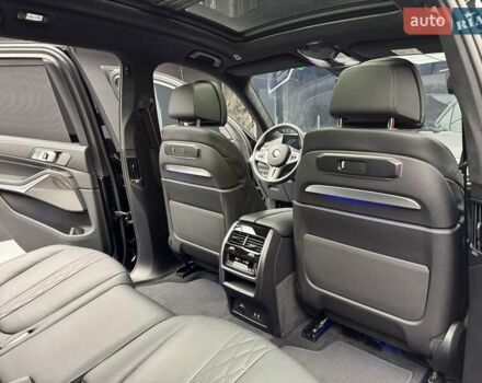 Черный БМВ X7, объемом двигателя 4.4 л и пробегом 61 тыс. км за 137700 $, фото 44 на Automoto.ua