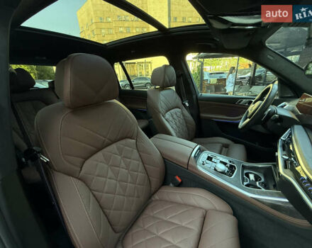 Черный БМВ X7, объемом двигателя 2.99 л и пробегом 9 тыс. км за 126000 $, фото 42 на Automoto.ua