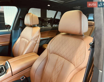 Черный БМВ X7, объемом двигателя 2.99 л и пробегом 49 тыс. км за 120000 $, фото 27 на Automoto.ua