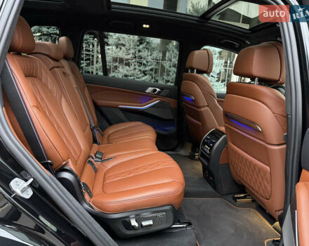 Чорний БМВ X7, об'ємом двигуна 2.99 л та пробігом 42 тис. км за 127700 $, фото 26 на Automoto.ua