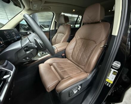 Черный БМВ X7, объемом двигателя 3 л и пробегом 25 тыс. км за 83900 $, фото 16 на Automoto.ua