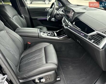 Черный БМВ X7, объемом двигателя 2.99 л и пробегом 10 тыс. км за 145555 $, фото 33 на Automoto.ua