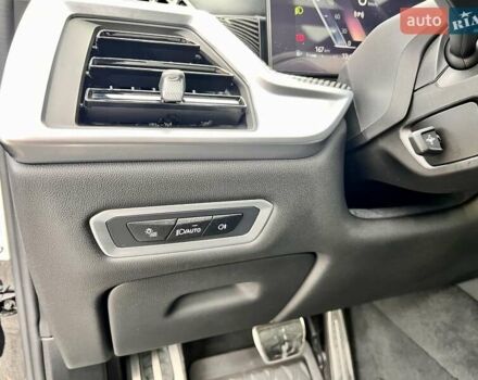 Черный БМВ X7, объемом двигателя 2.99 л и пробегом 33 тыс. км за 129999 $, фото 31 на Automoto.ua