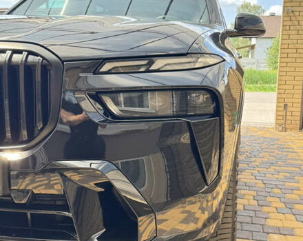 Черный БМВ X7, объемом двигателя 3 л и пробегом 31 тыс. км за 129300 $, фото 1 на Automoto.ua