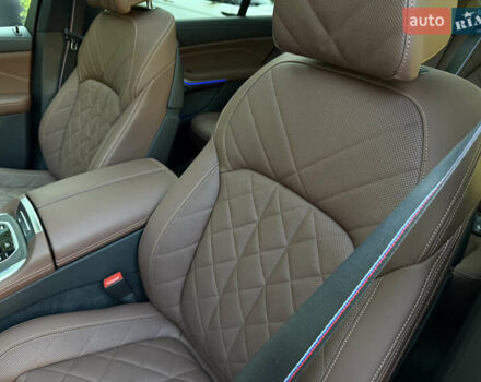 Черный БМВ X7, объемом двигателя 2.99 л и пробегом 9 тыс. км за 126000 $, фото 38 на Automoto.ua