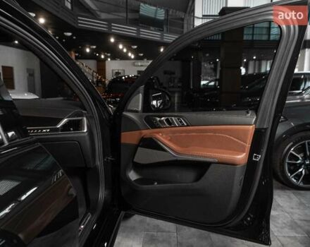 Черный БМВ X7, объемом двигателя 2.99 л и пробегом 70 тыс. км за 123900 $, фото 43 на Automoto.ua
