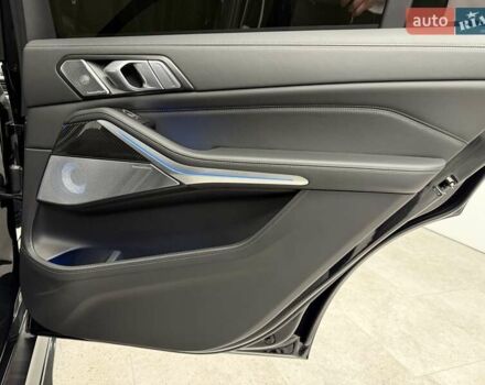 Черный БМВ X7, объемом двигателя 4.39 л и пробегом 25 тыс. км за 155990 $, фото 42 на Automoto.ua