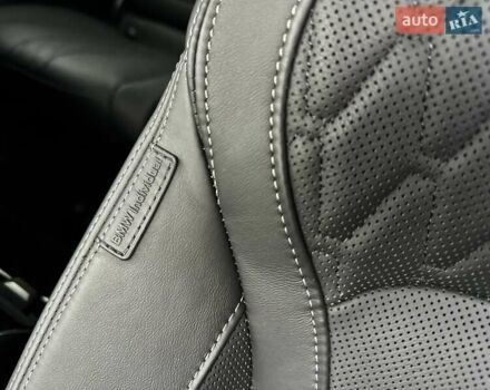 Черный БМВ X7, объемом двигателя 2.99 л и пробегом 10 тыс. км за 145555 $, фото 13 на Automoto.ua