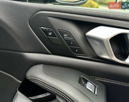 Черный БМВ X7, объемом двигателя 2.99 л и пробегом 10 тыс. км за 145555 $, фото 35 на Automoto.ua