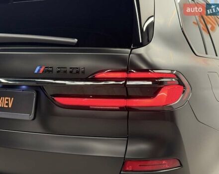 Черный БМВ X7, объемом двигателя 4.39 л и пробегом 25 тыс. км за 155990 $, фото 11 на Automoto.ua