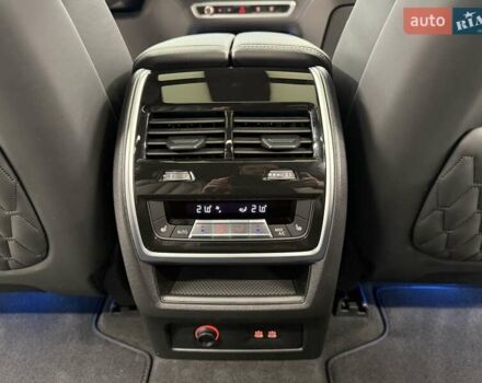 Черный БМВ X7, объемом двигателя 4.39 л и пробегом 25 тыс. км за 155990 $, фото 60 на Automoto.ua