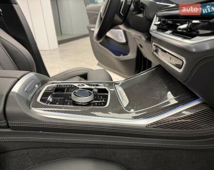 Черный БМВ X7, объемом двигателя 4.39 л и пробегом 25 тыс. км за 155990 $, фото 57 на Automoto.ua