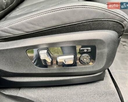 Черный БМВ X7, объемом двигателя 2.99 л и пробегом 33 тыс. км за 129999 $, фото 66 на Automoto.ua