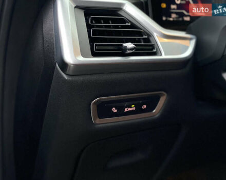 Черный БМВ X7, объемом двигателя 2.99 л и пробегом 50 тыс. км за 142000 $, фото 27 на Automoto.ua