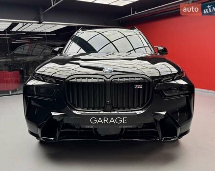 Черный БМВ X7, объемом двигателя 4.4 л и пробегом 61 тыс. км за 137700 $, фото 2 на Automoto.ua