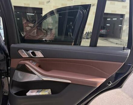 Черный БМВ X7, объемом двигателя 3 л и пробегом 28 тыс. км за 160500 $, фото 69 на Automoto.ua